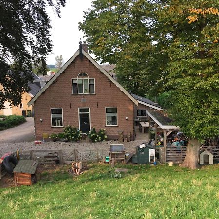 Het Boenhok Logies Acomodação com café da manhã Lekkerkerk Exterior foto