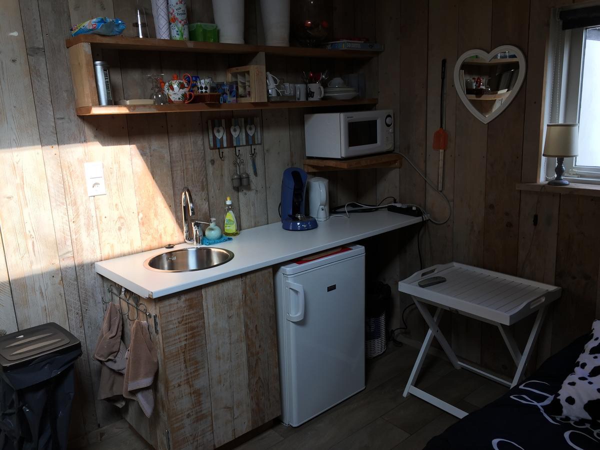 Het Boenhok Logies Acomodação com café da manhã Lekkerkerk Exterior foto